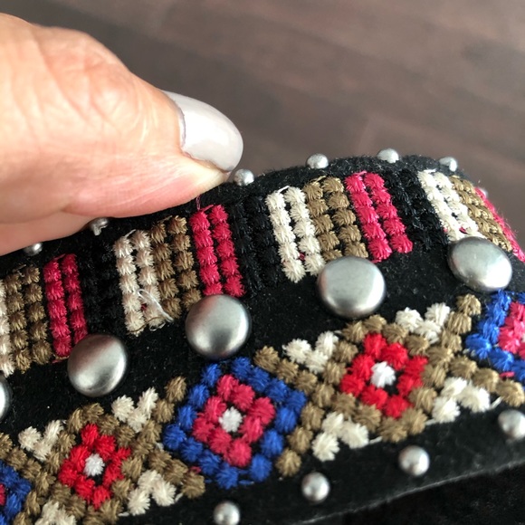 Schutz - Beaded & Studded Block Heel Sandals – Black Suede Open Toe - Size 8 - Picture 3 of 6